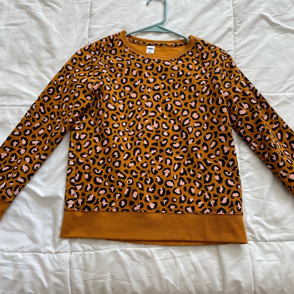 Girls cheetah sweatshirt